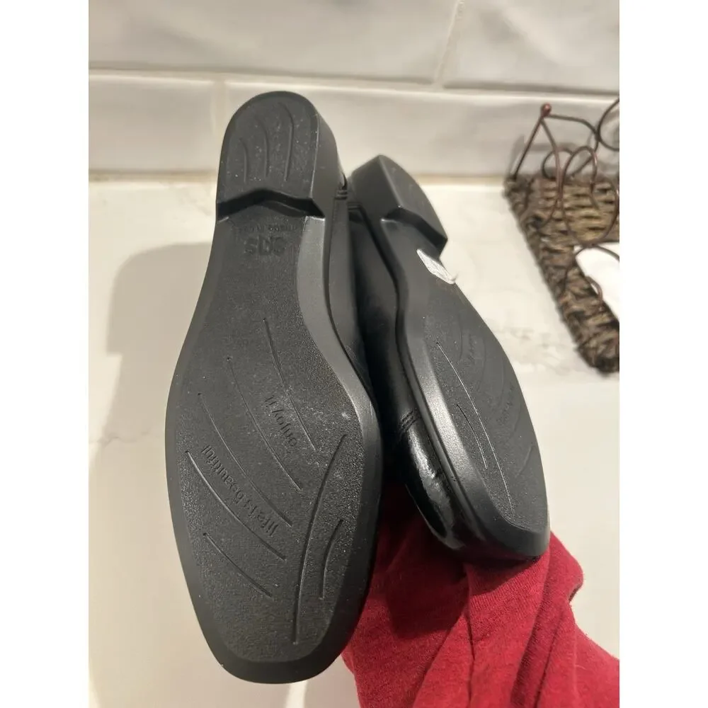SAS Woman's Coco Slip On Loafer Tripad Technology Black Bow Patent Toe Sz 8N EUC